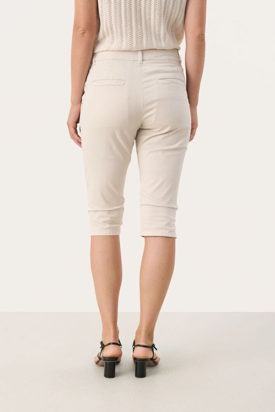 Part Two - Renata Pirate Capri - Lys Sand