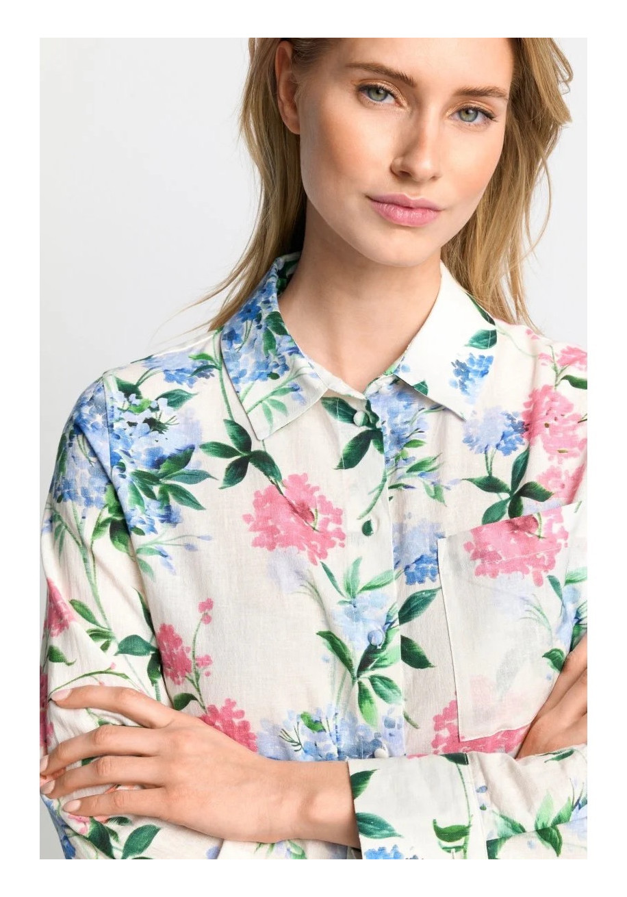 Rich and royal -Printed bluse