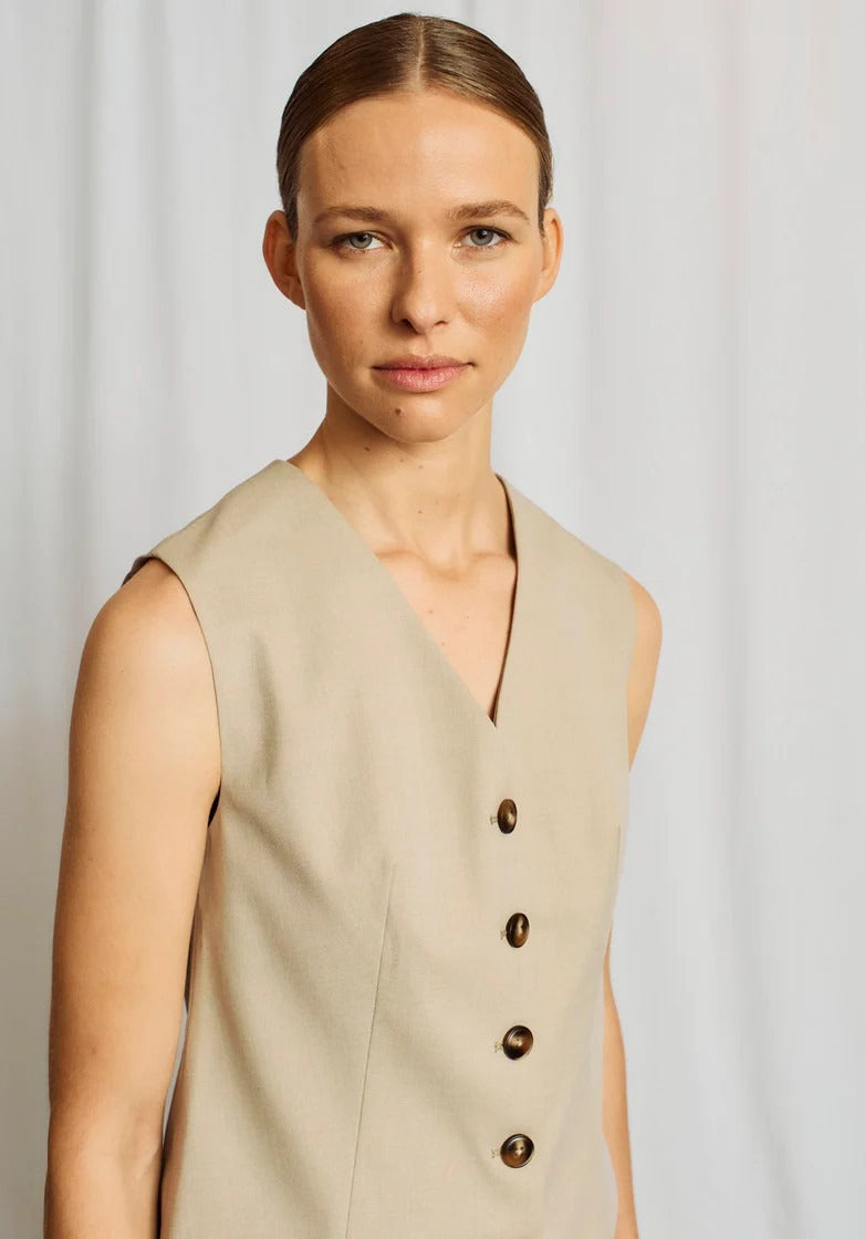 Bruun & Stengade - Decima Vest - Sand