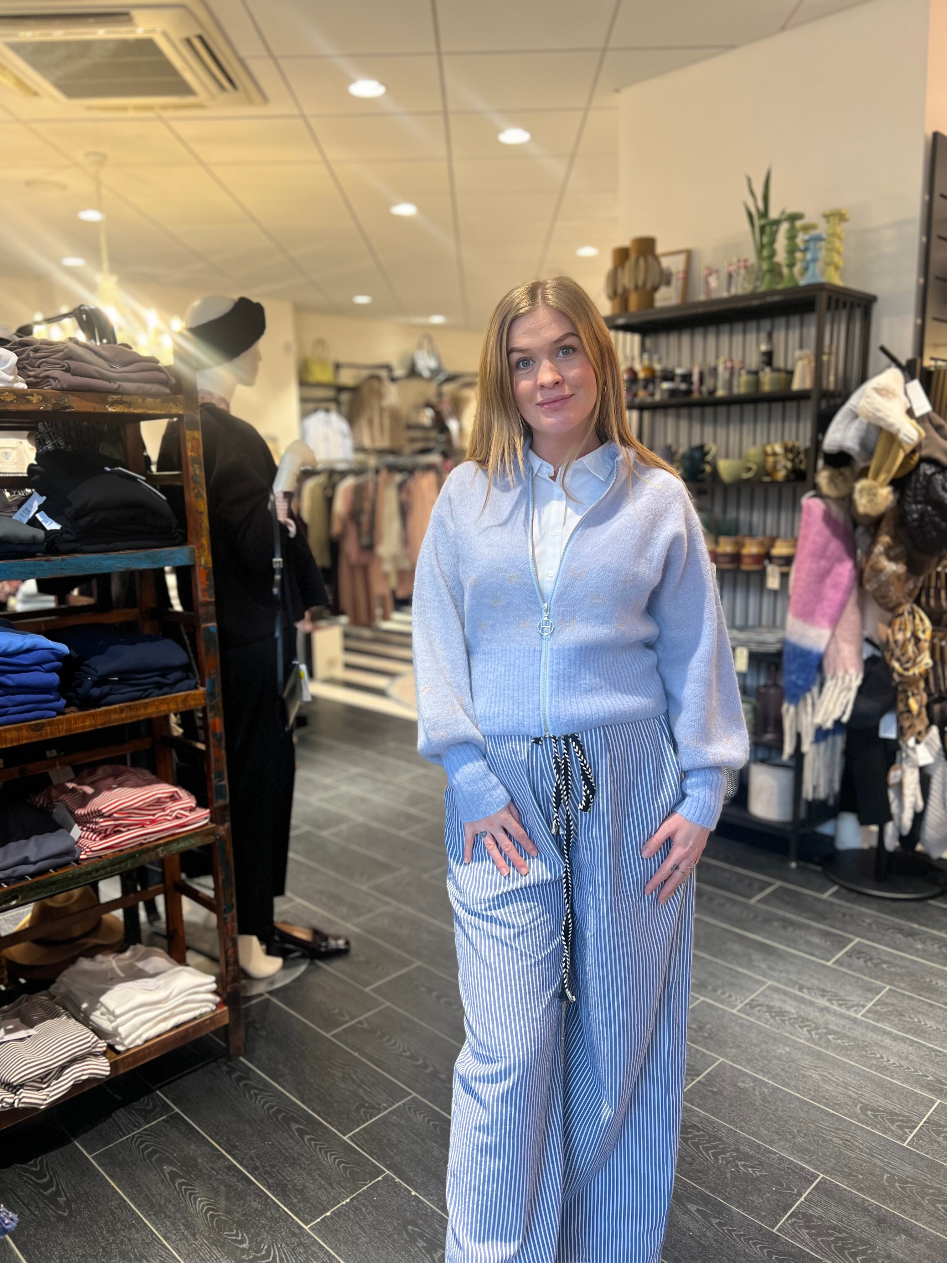 Ofelia - Snydekrave - Hvid