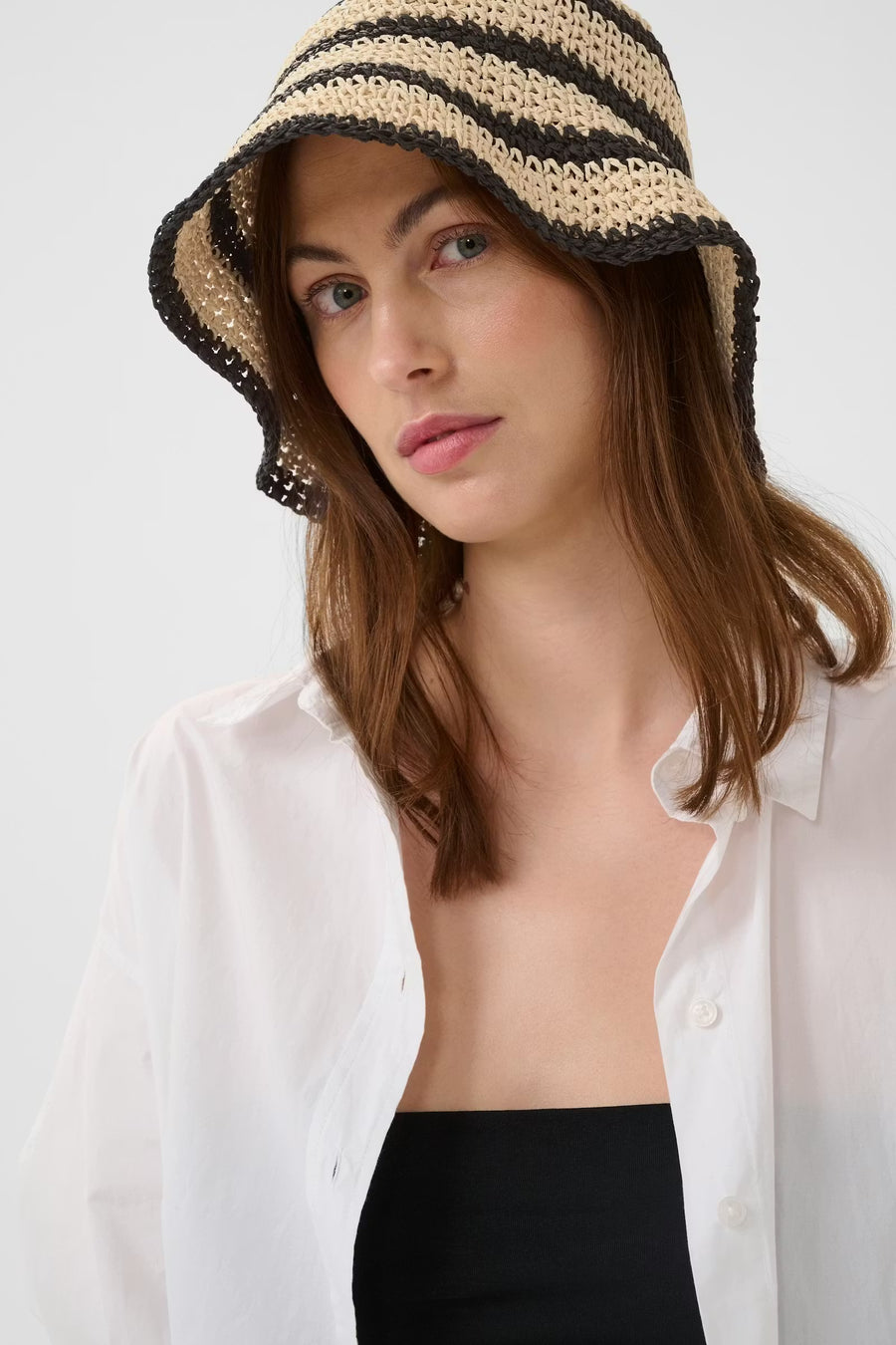 Part Two - Beinta hat