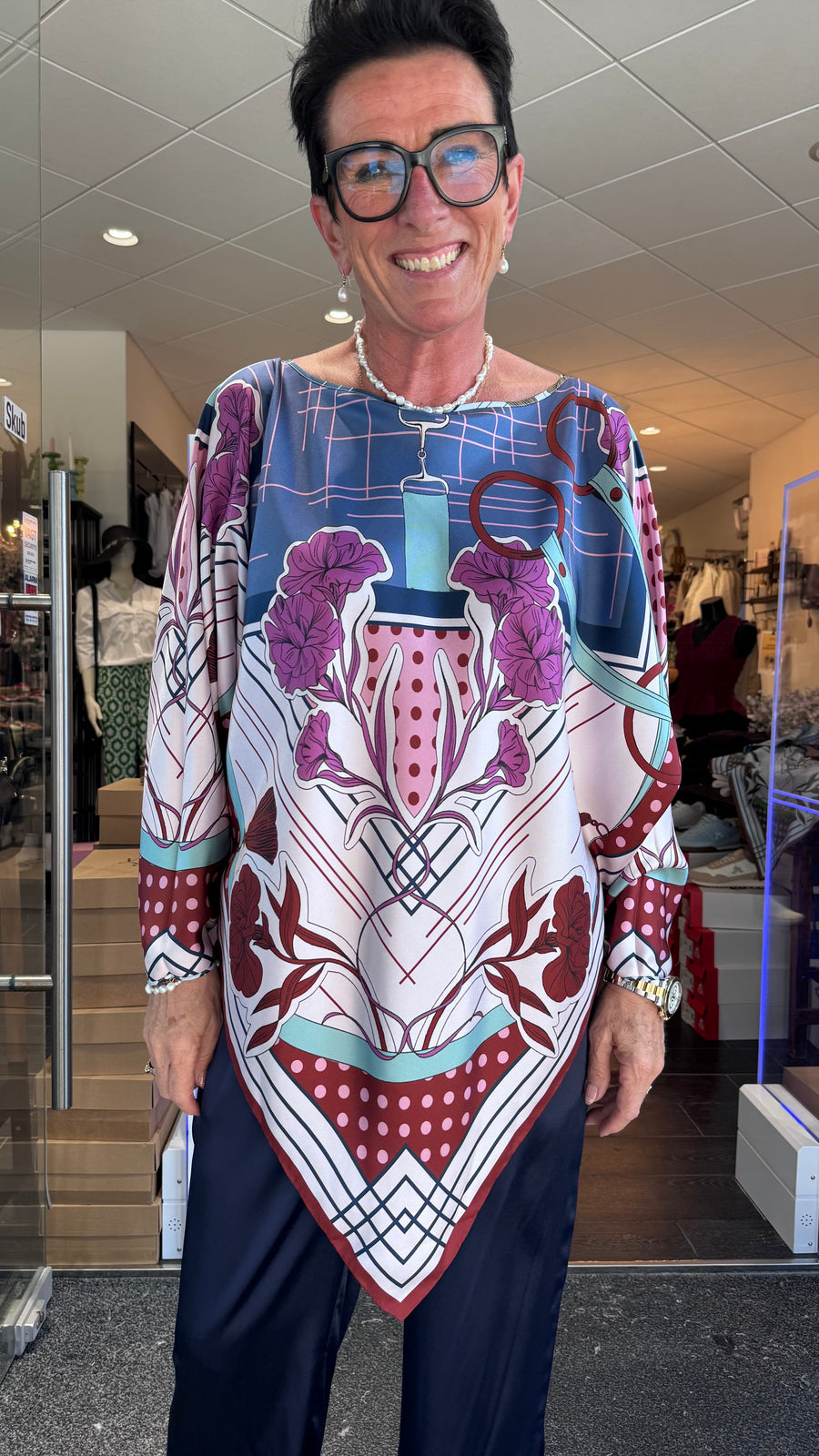 Charlotte Sparre - Vendbar Scarf poncho - Wine/blue