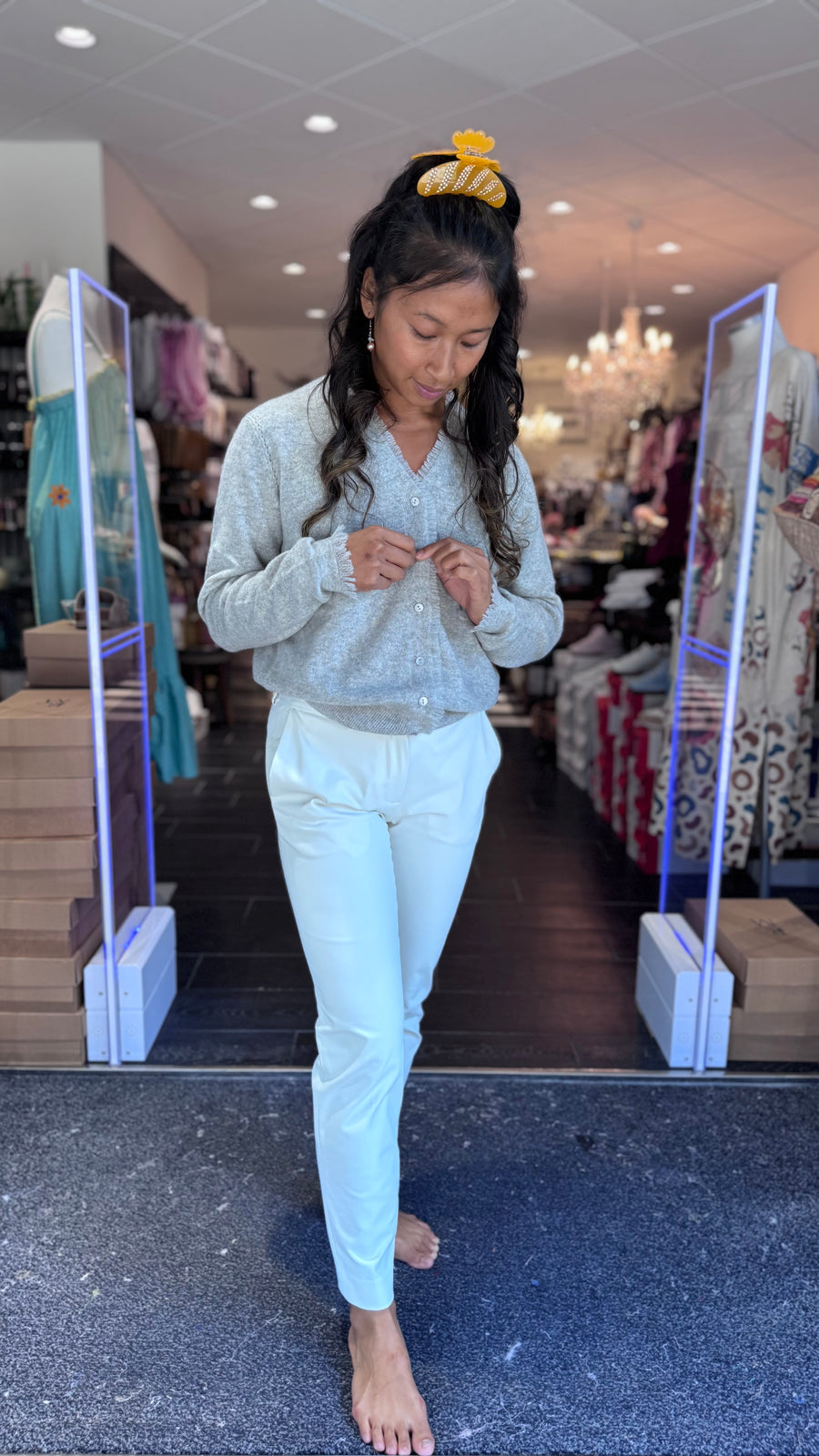 Charlotte Sparre - Frill cardi - Light grey