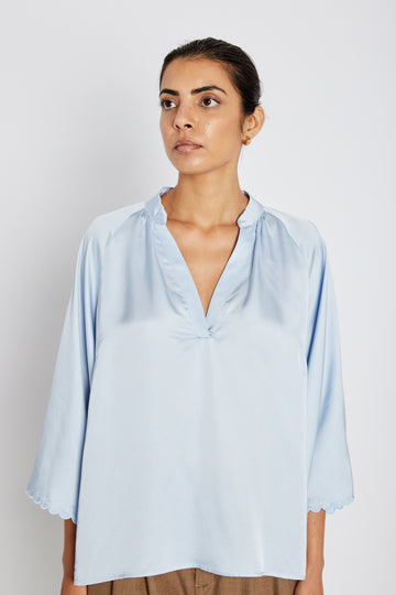 Bruuns Bazaar - Weckia Winny Blouse - Light blue