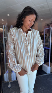 Gustav - AnneMie embroidery