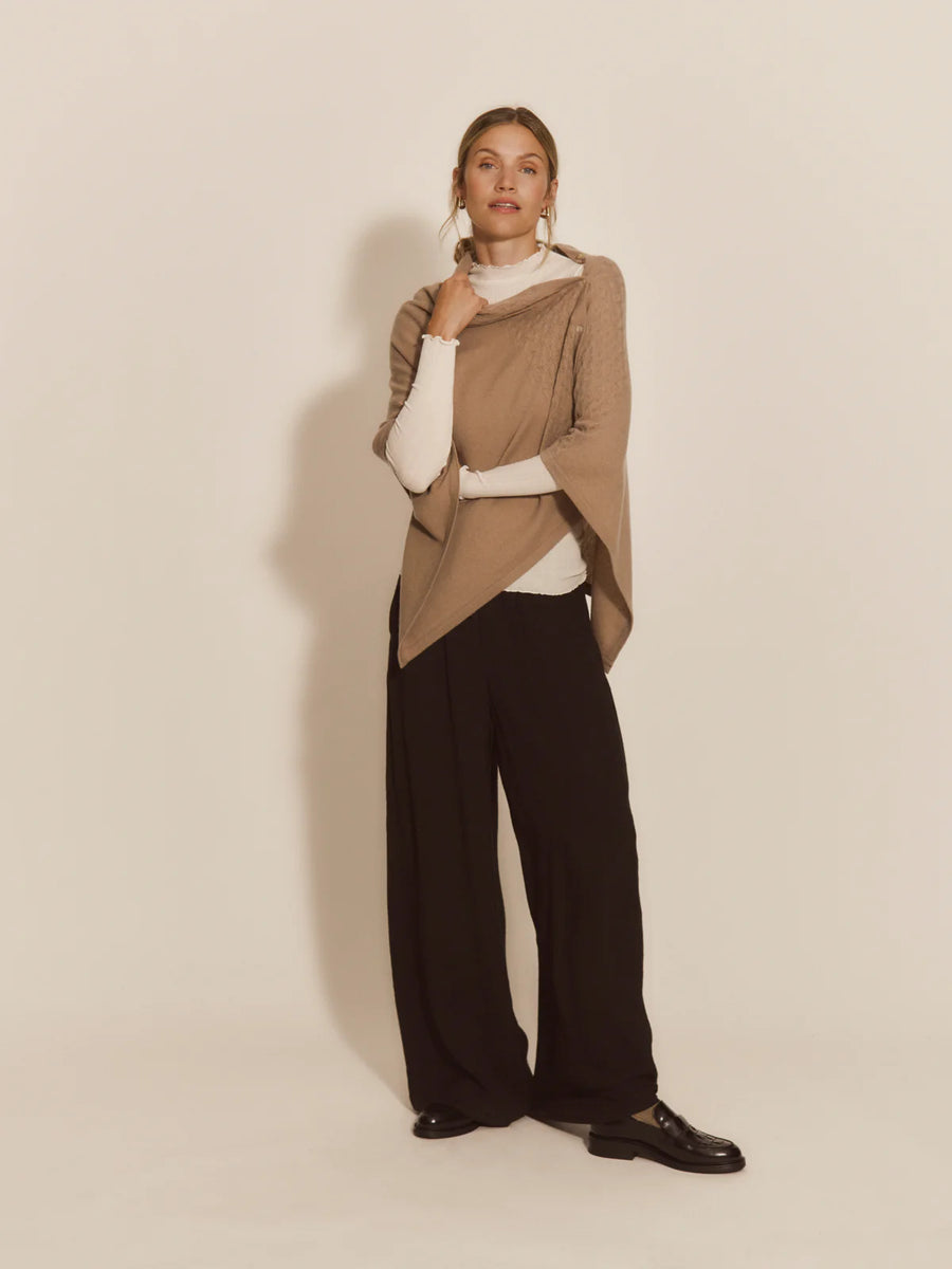 RM - Laica Cashmere Poncho - mocha meringue