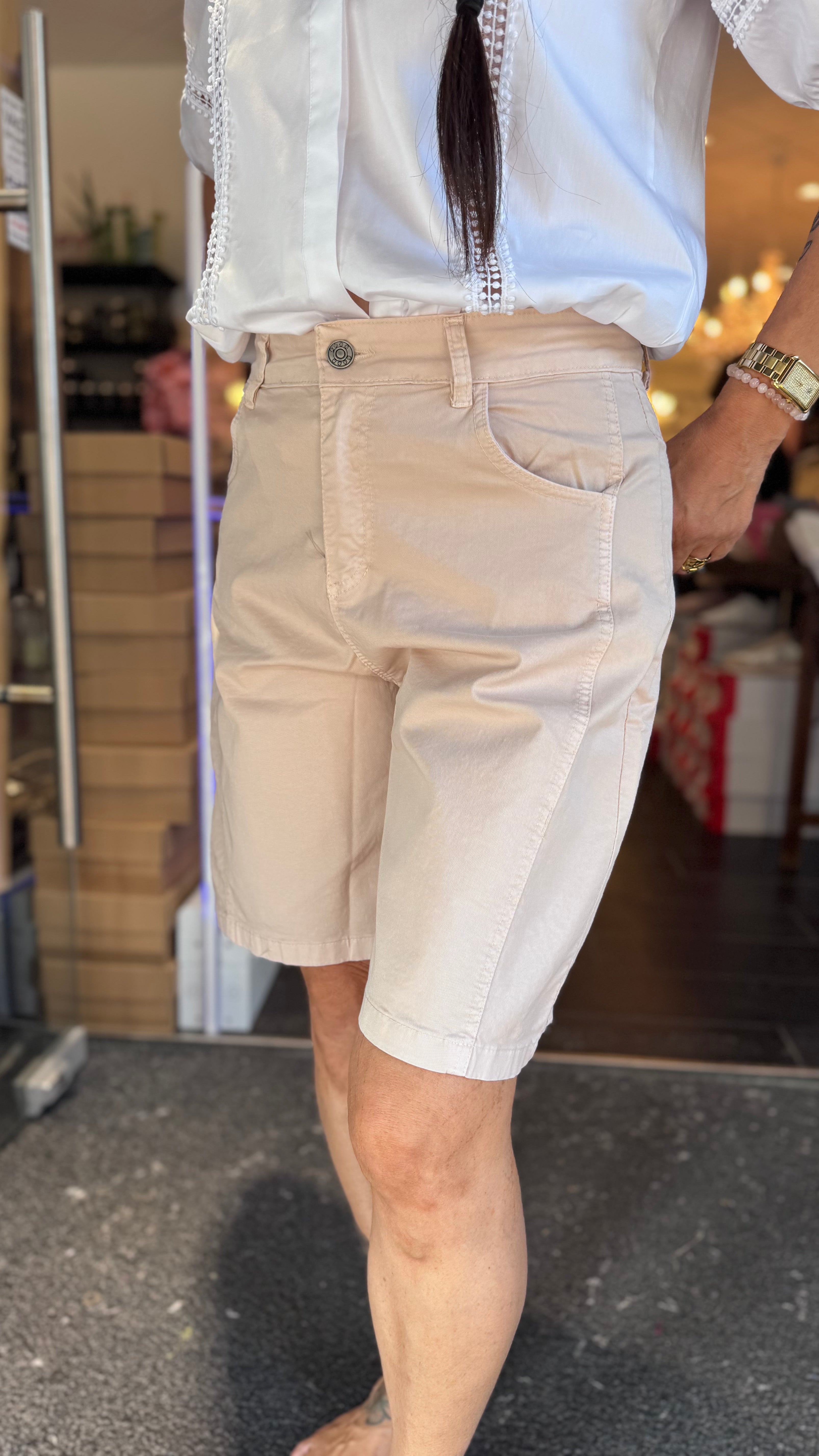 OM-HU - Marlo Shorts - Rose