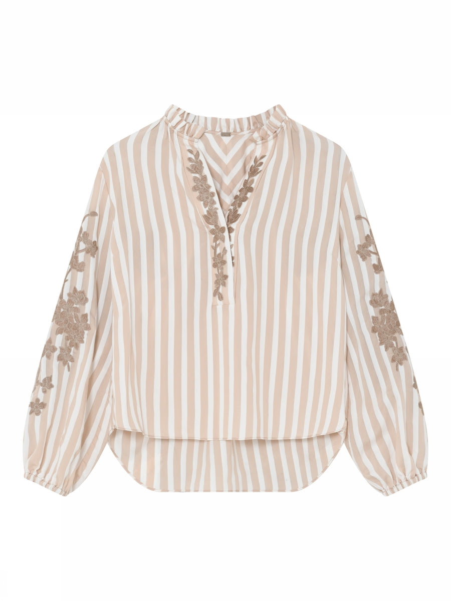 Gustav - AnneMie embroidery