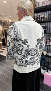 Gustav - Sarah Jacket - White Swan