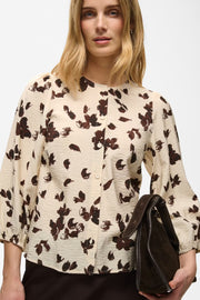 PT - Channie Shirt - Oatmeal Feather Flower