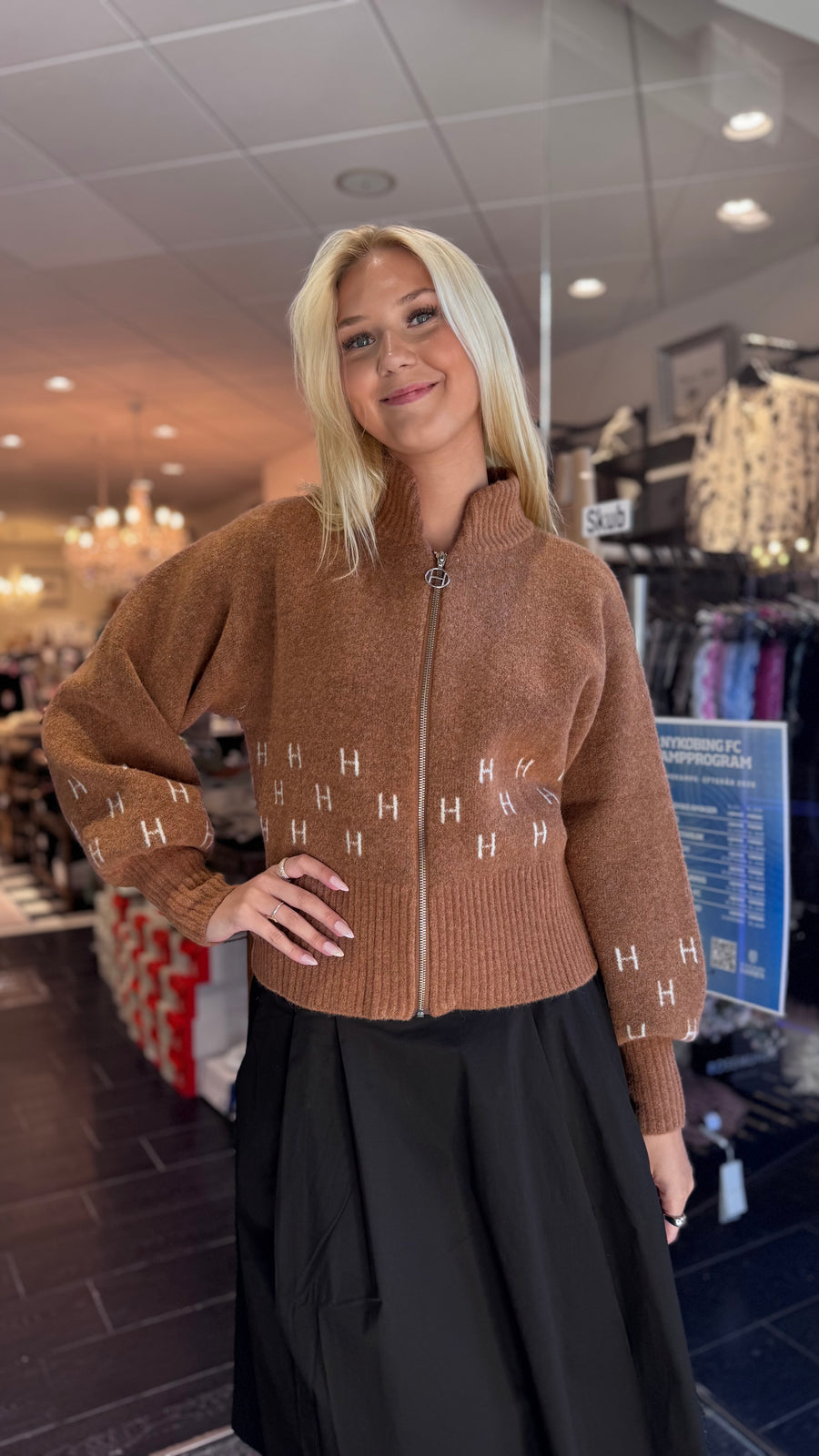 Hést - Märtha short jacket - Brun
