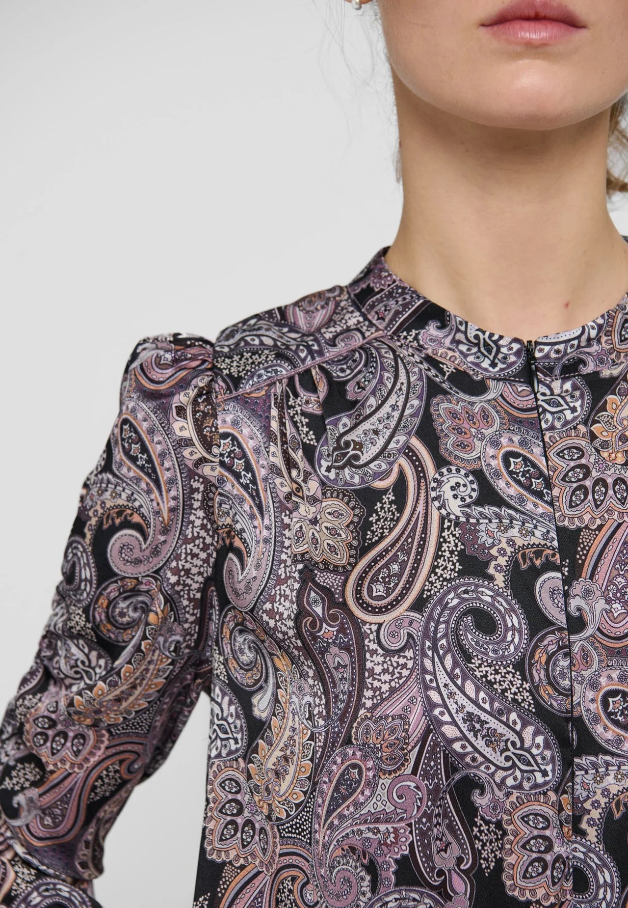 Dea Kudibal - AmaliaDea - Paisley