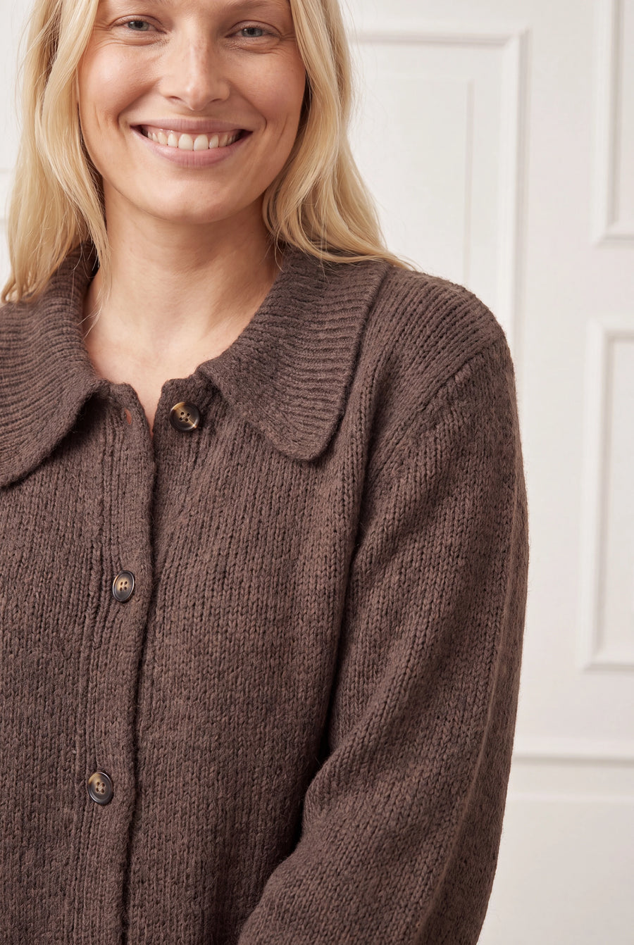 Isay - Joa Long Cardigan - Dark brown