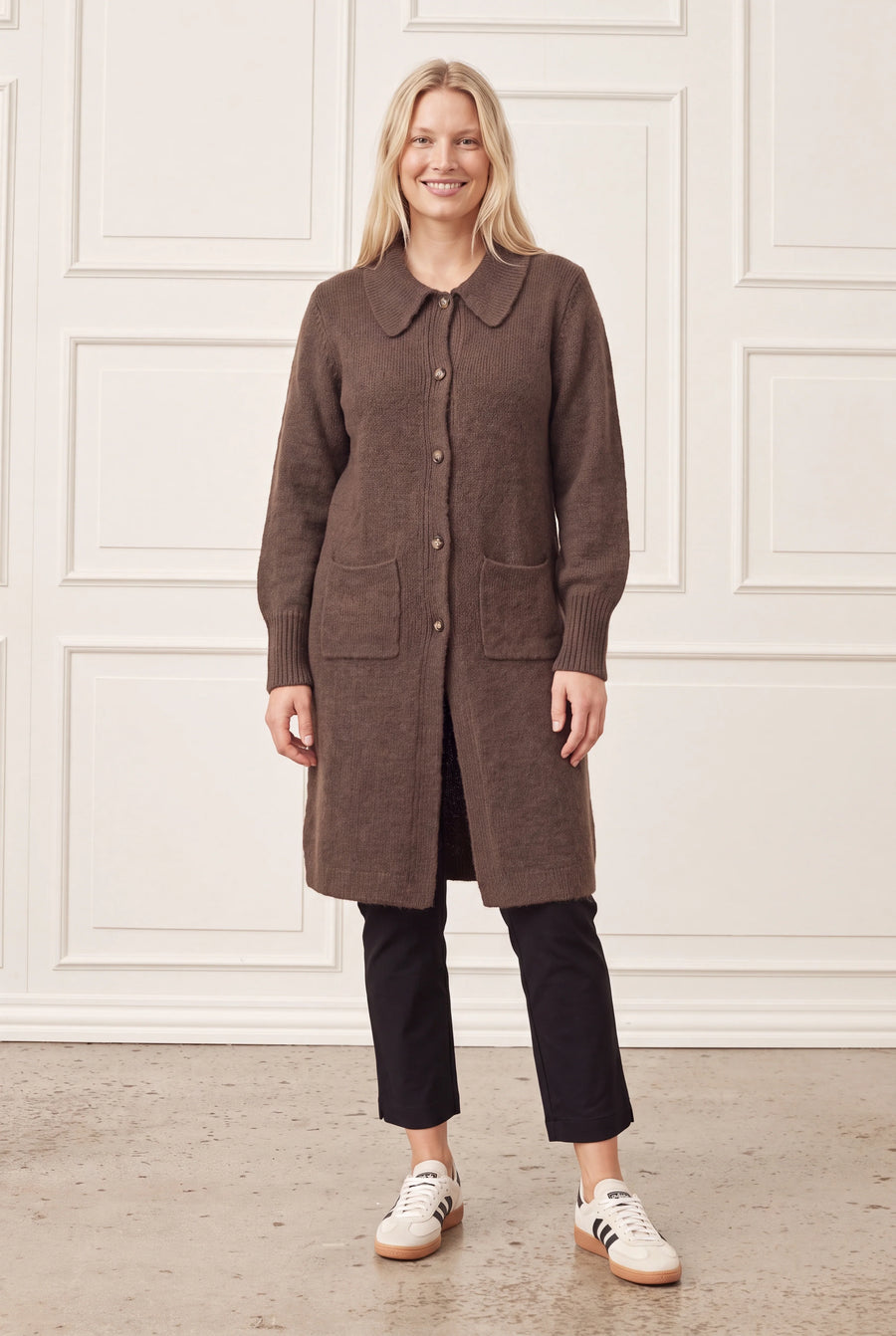 Isay - Joa Long Cardigan - Dark brown