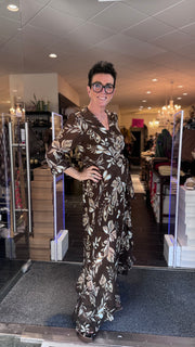 Charlotte Sparre - Long Frill Wrap - Brown