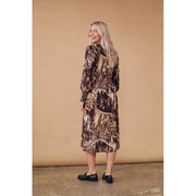 Isay - Ane V-neck dress - Brown Drawing