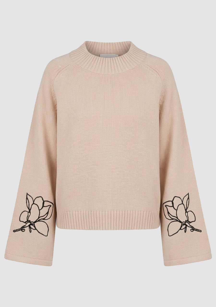Isay - Gwen Deco Pullover - N16 Creamy w/black
