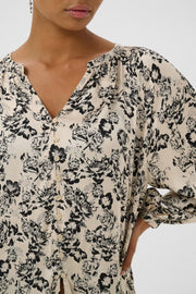 Part Two - DoaaPW Bluse