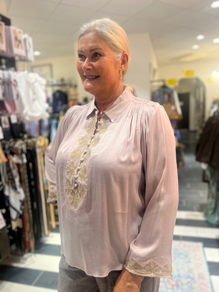 Gustav - Sikka blouse - Nougat