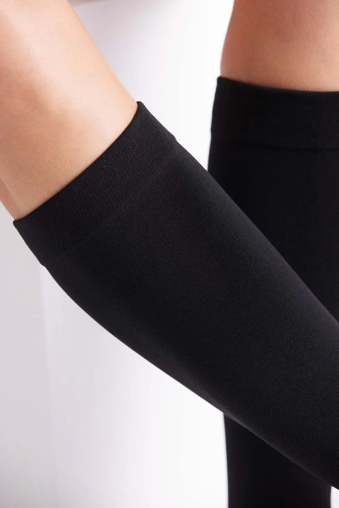 Ysabel Mora - Knee High Thermo Socks - Black