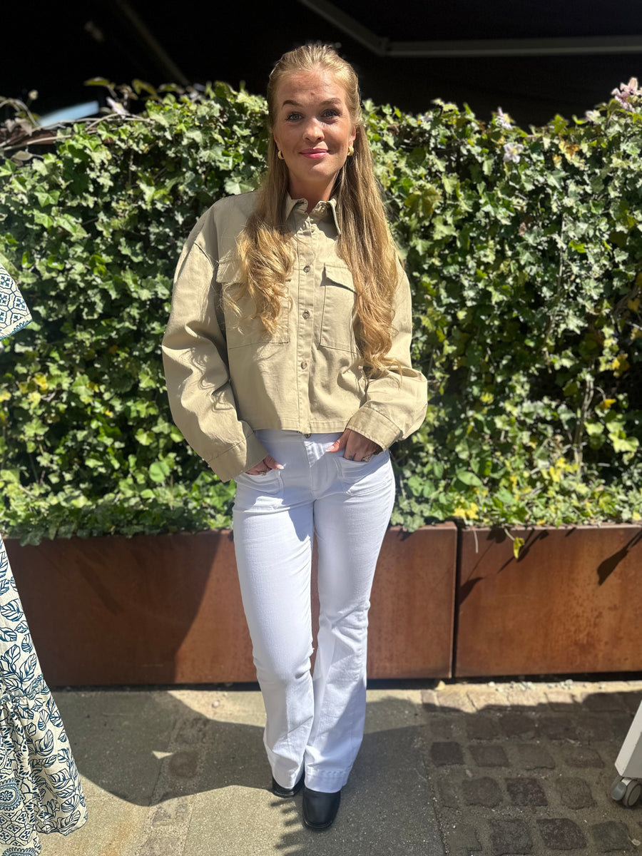 Please - Jacket w. flower