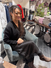 Qnuz - Satin Skirt - Sort