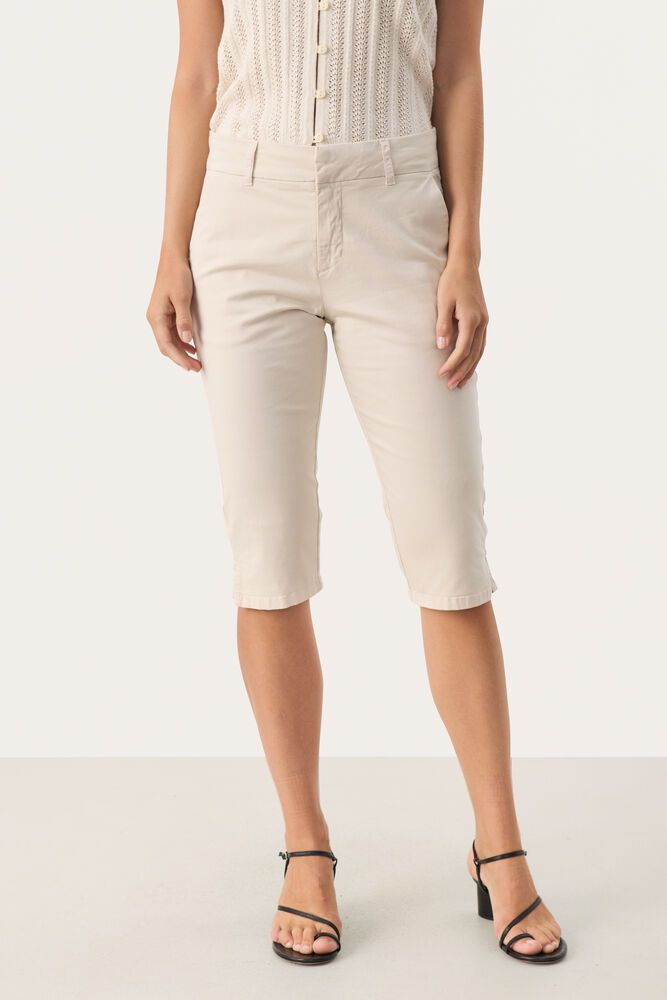 Part Two - Renata Pirate Capri - Lys Sand