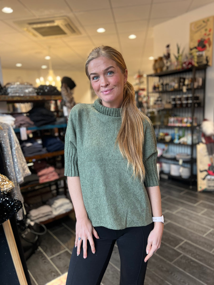 Please strik - Olivia