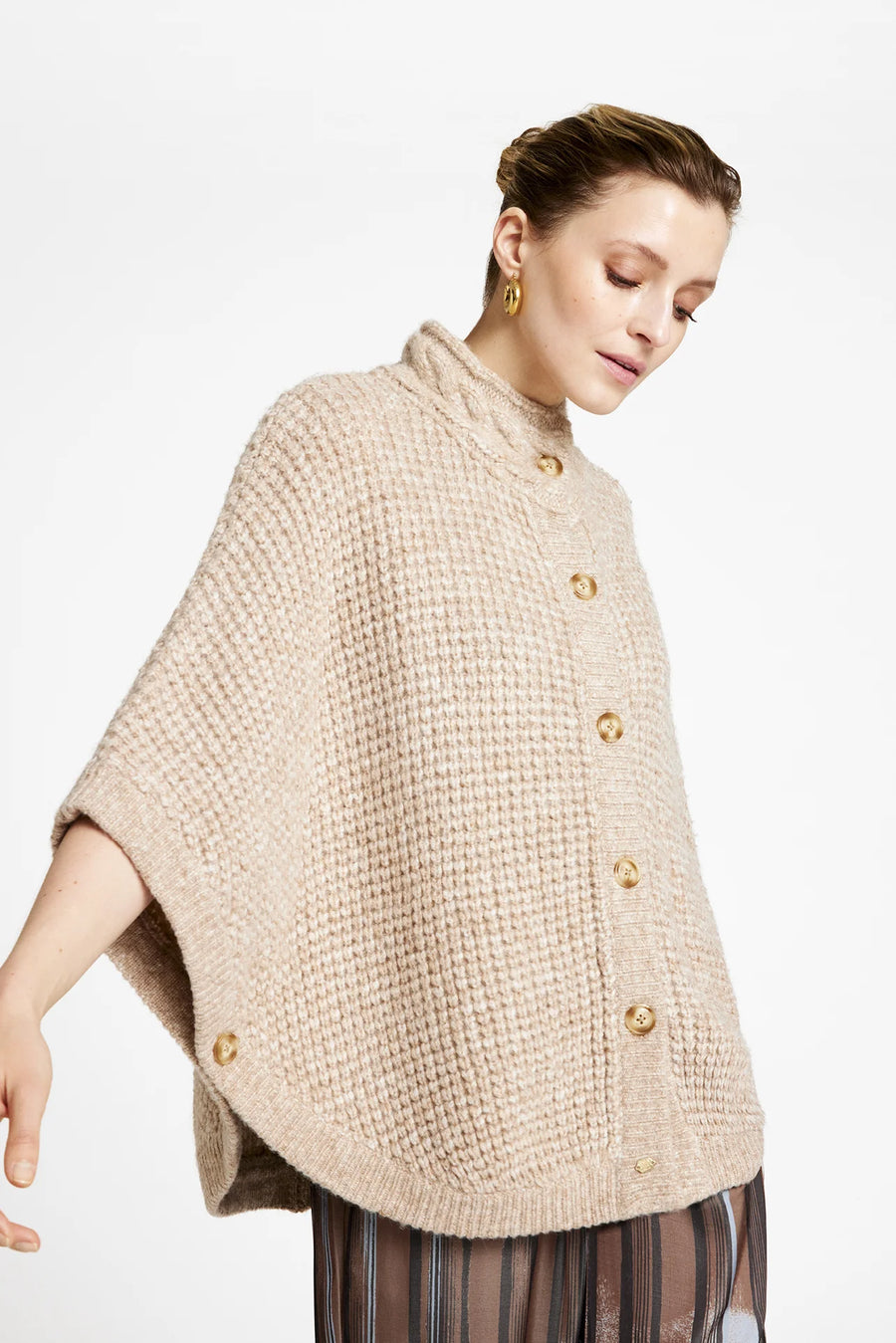Gustav - Tekla knit poncho