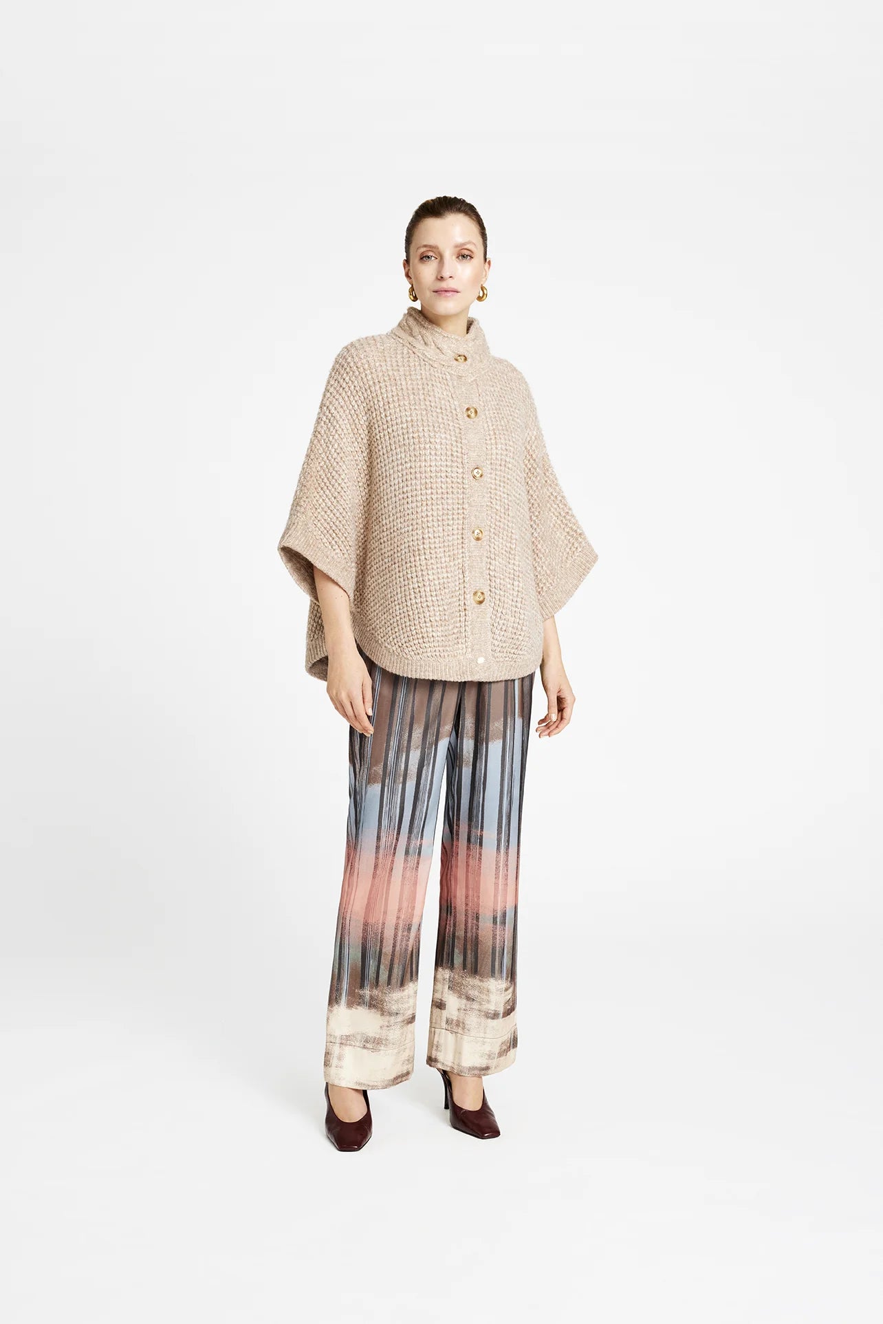Gustav - Tekla knit poncho