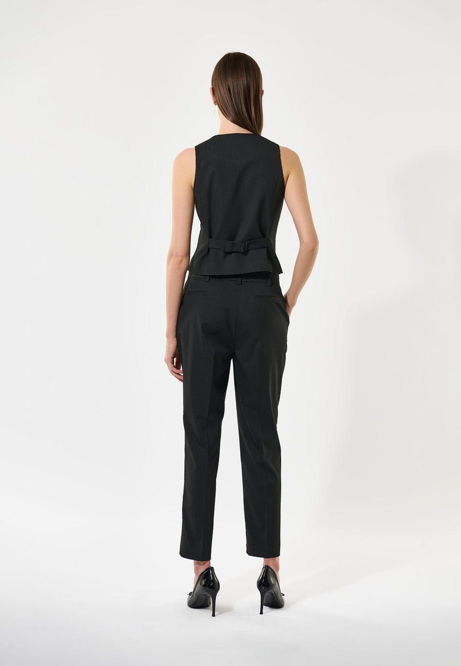 Dea Kudibal - VirmineDea - Vest