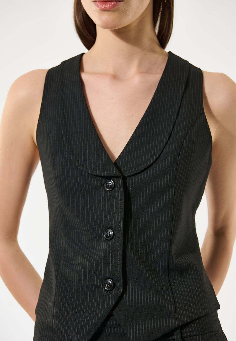 Dea Kudibal - VirmineDea - Vest
