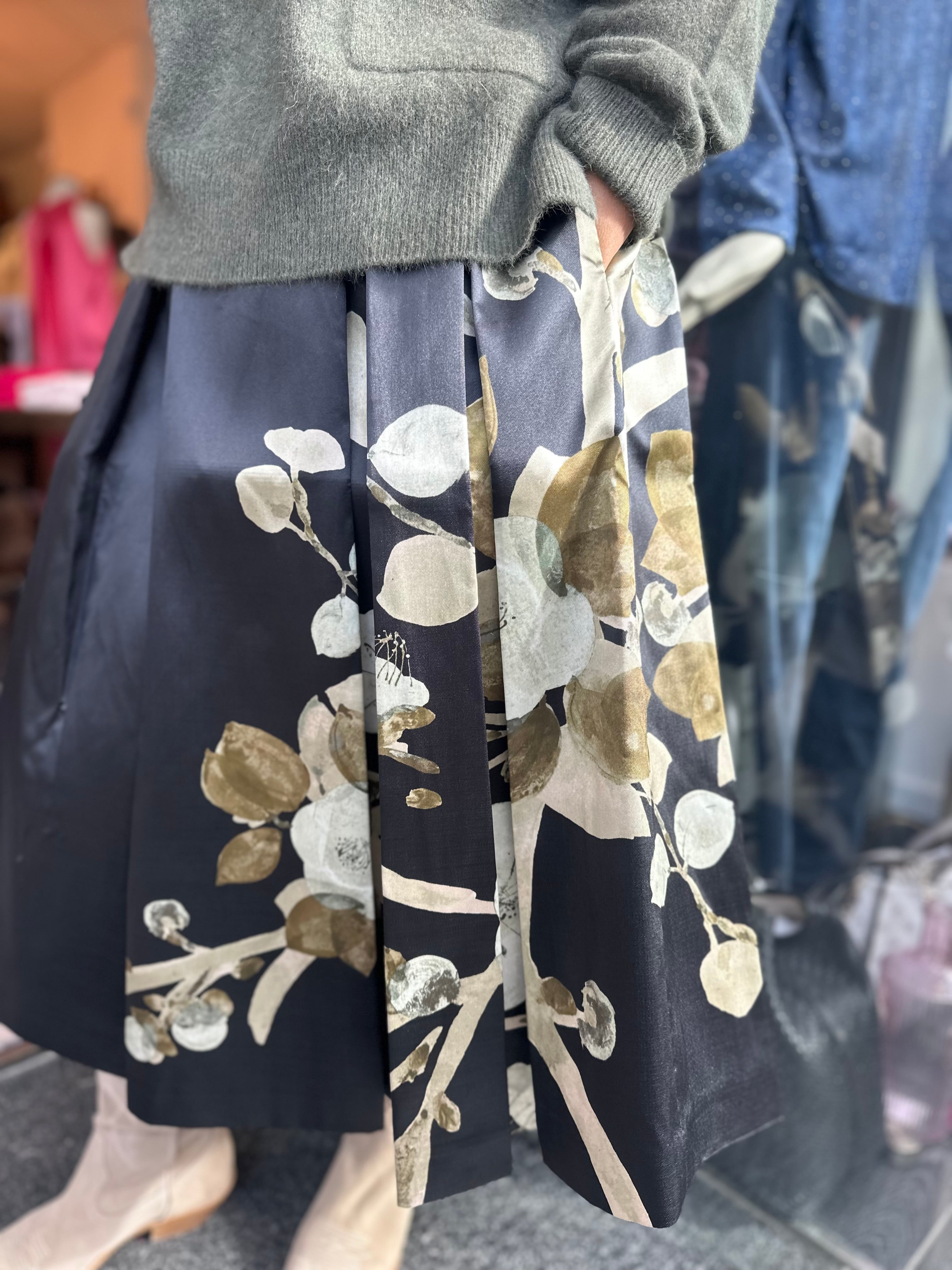 Dea Kudibal - AlbisDea - Skirt with Pleast - Black Lotus
