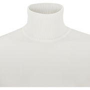 Soft Rebel - Marla Rollneck - Snow white