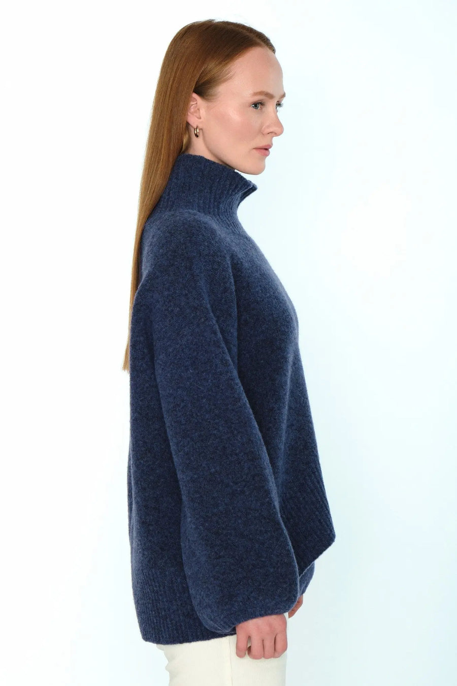 Hést - Patch short sweater - True Navy