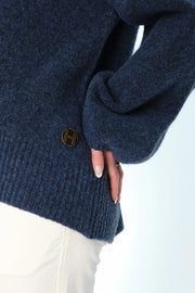 Hést - Patch short sweater - True Navy