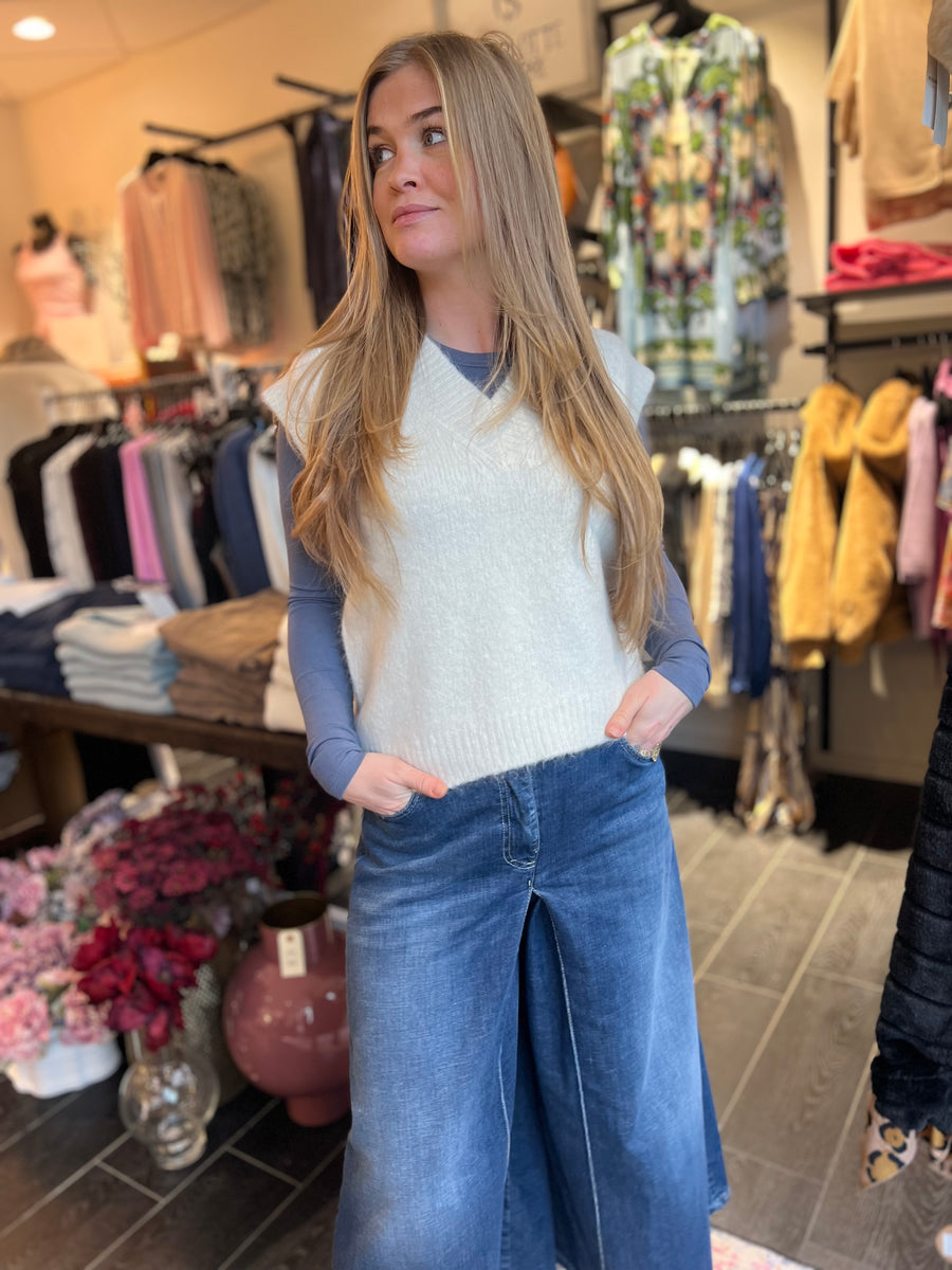 Hést - Pernille vest - White Alyssum