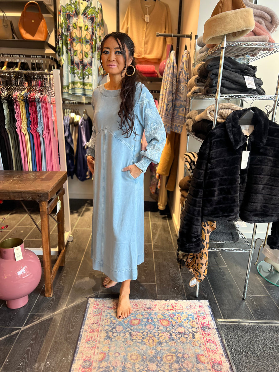 Gustav - Amona midi-dress