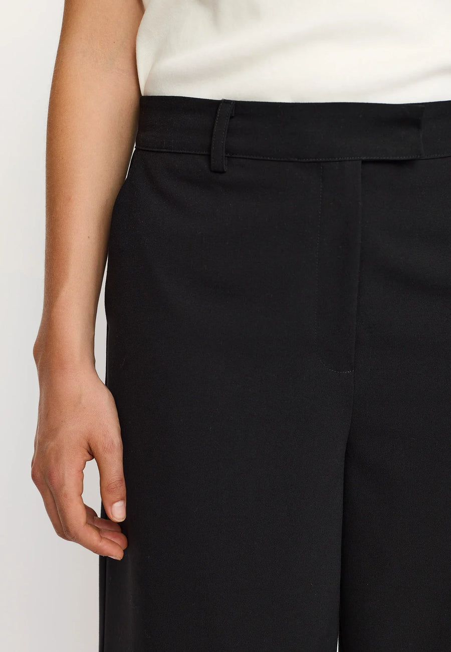 Soft Rebels - Vilja Bermuda Shorts - Black
