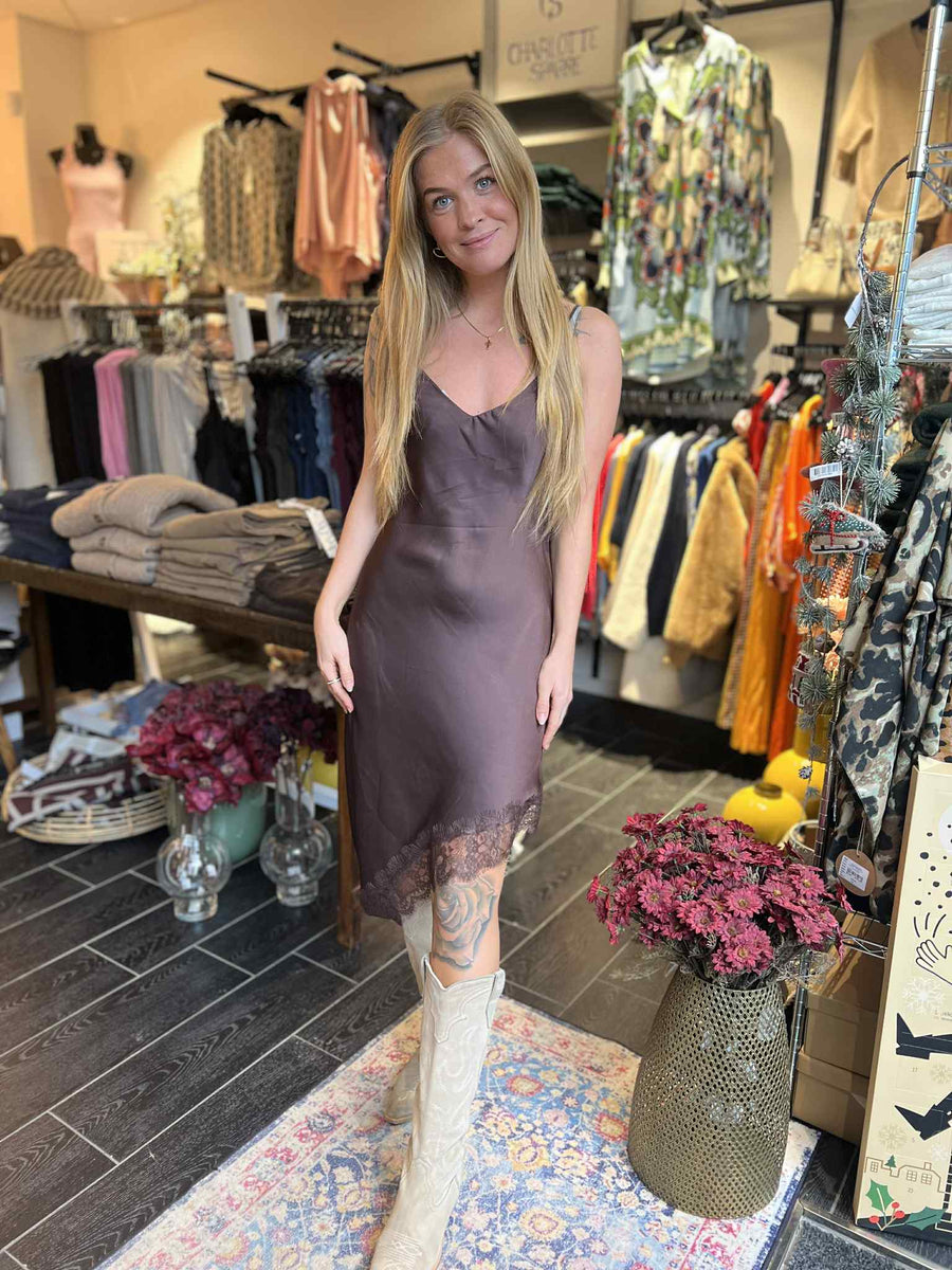 Lecoco - Liliana chemise kjole - Brun