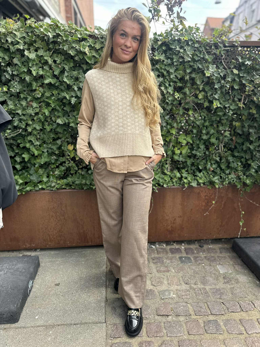 Lundgaard - Shirt w. stretch - Camel