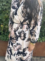 Lundgaard - Dress w. gatherings - Black Flow