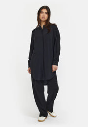 Soft Rebels - Freedom long shirt - Black