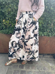 Lundgaard - Pleated skirt - Black Flow
