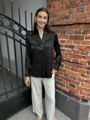 Dea Kudibal - Nate blouse w. cuffs - black