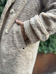 Gustav - Galia fake fur coat - Sandstone
