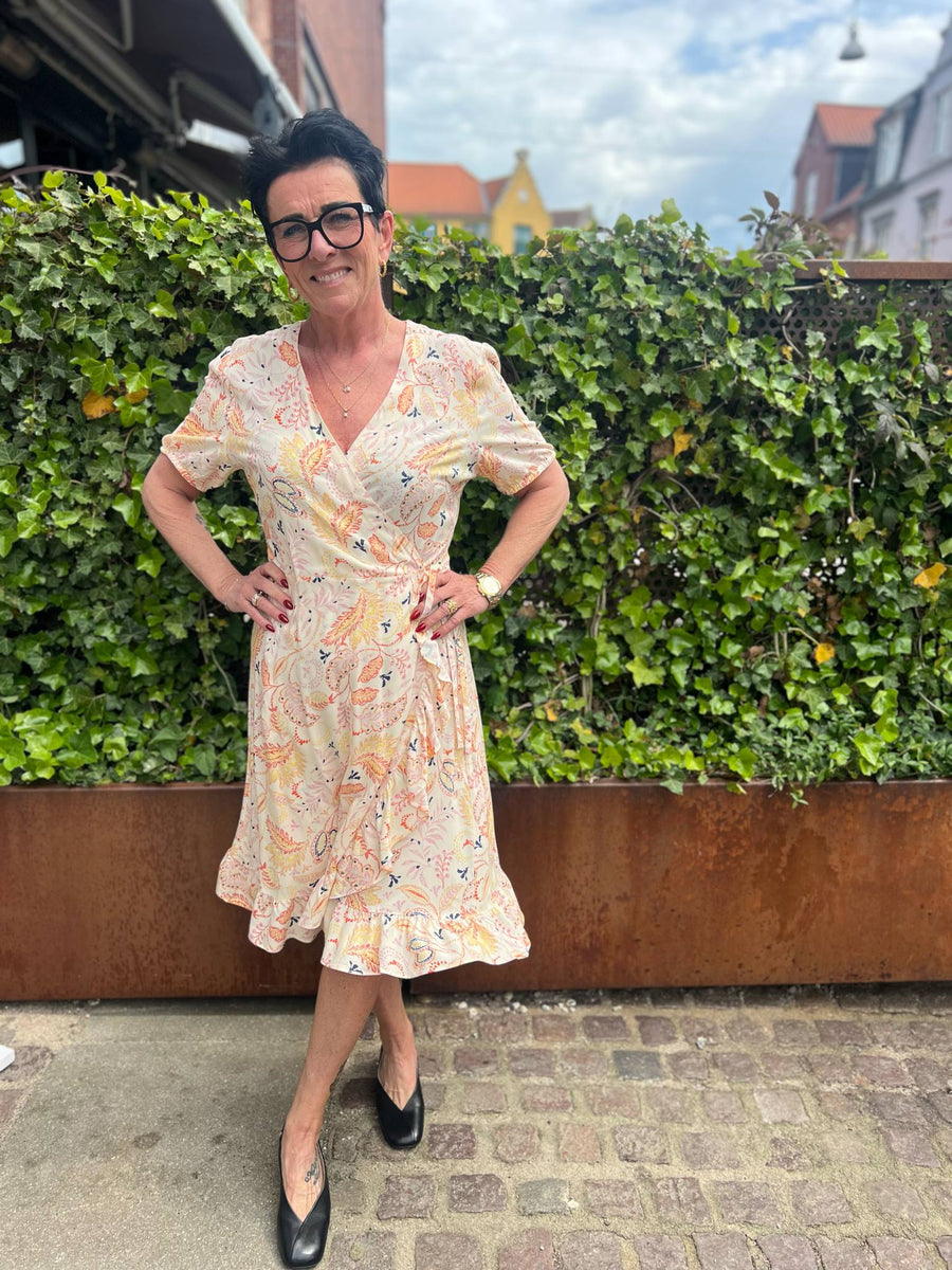 Part Two - Claire dress