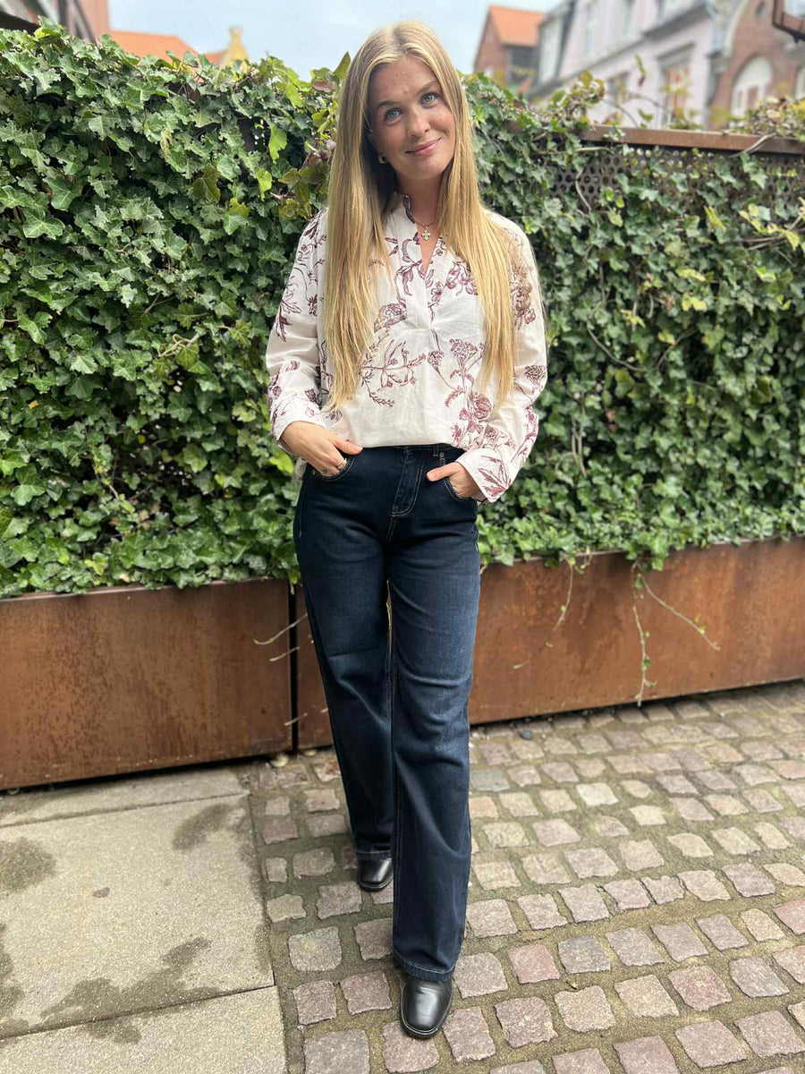 Good Morning Universe - Viola jeans - Dark Vintage